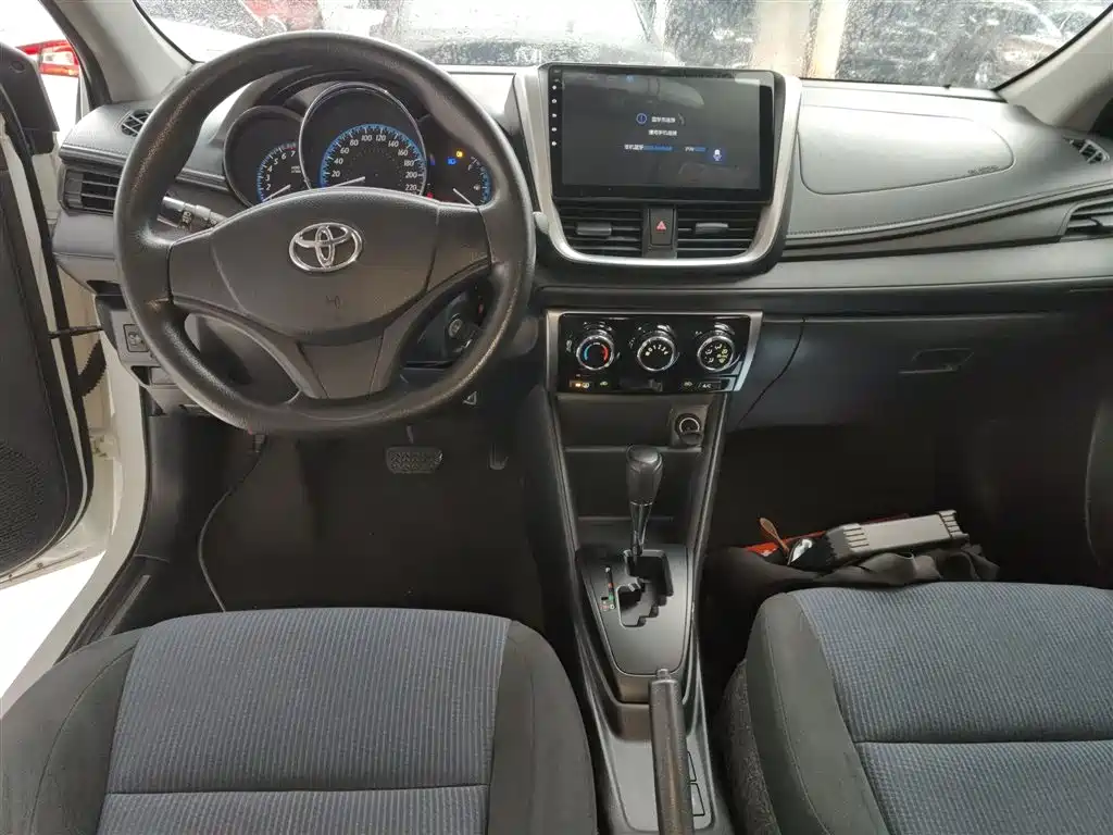 Toyota YARiS L Zhi Xiang 2017 1.5E CVT Charming Edition фото 10