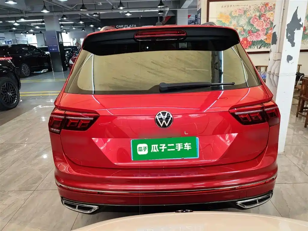 Volkswagen Tiguan L 2022 380TSI Automatic 4WD R-Line Flagship 7-Seater фото 6