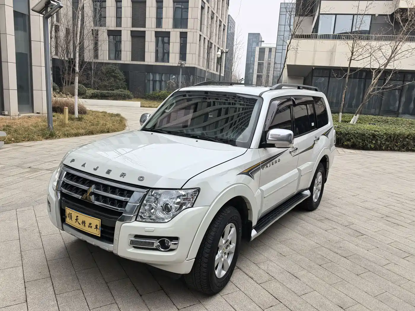 Mitsubishi Pajero (Import) 2016 3.0L Automatic Luxury (China V)