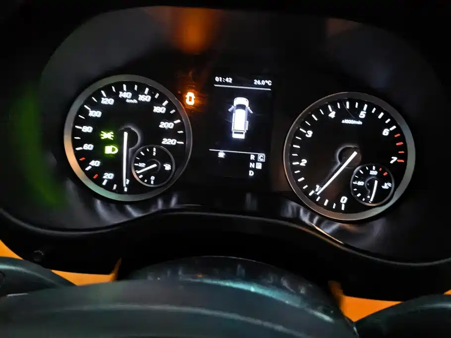 Mercedes-Benz Vito 2021 2.0T Elite 7-Seater фото 14