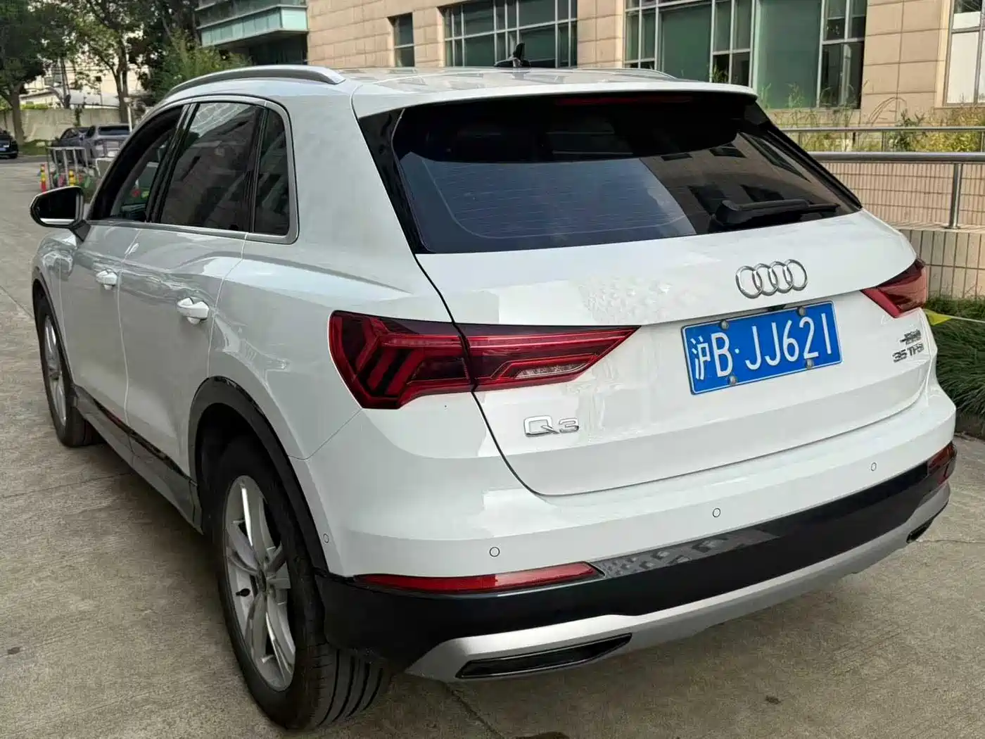 Audi Q3 2022 35 TFSI Fashion Elegance фото 5