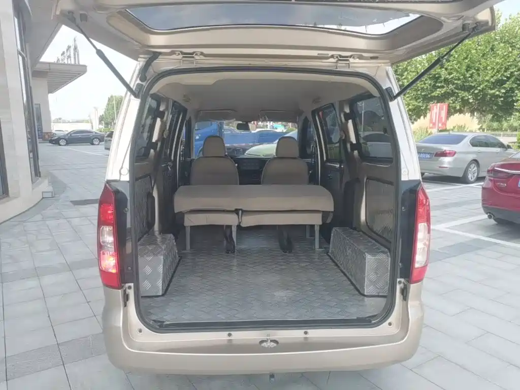 Wuling Motors Wuling Hongguang V 2024 2022 1.5L Power Take Edition Electric Power Steering LAR