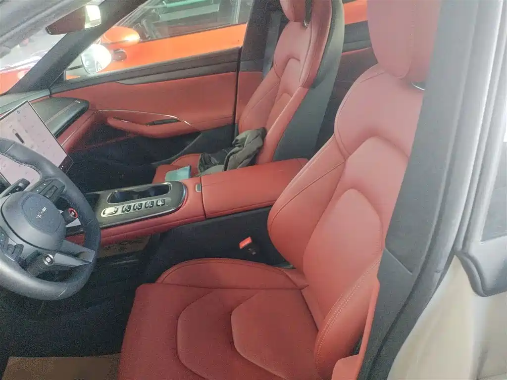 Xiaomi Auto Xiaomi SU7 2024 AWD Extended Range Advanced Smart Driving Max Edition фото 11
