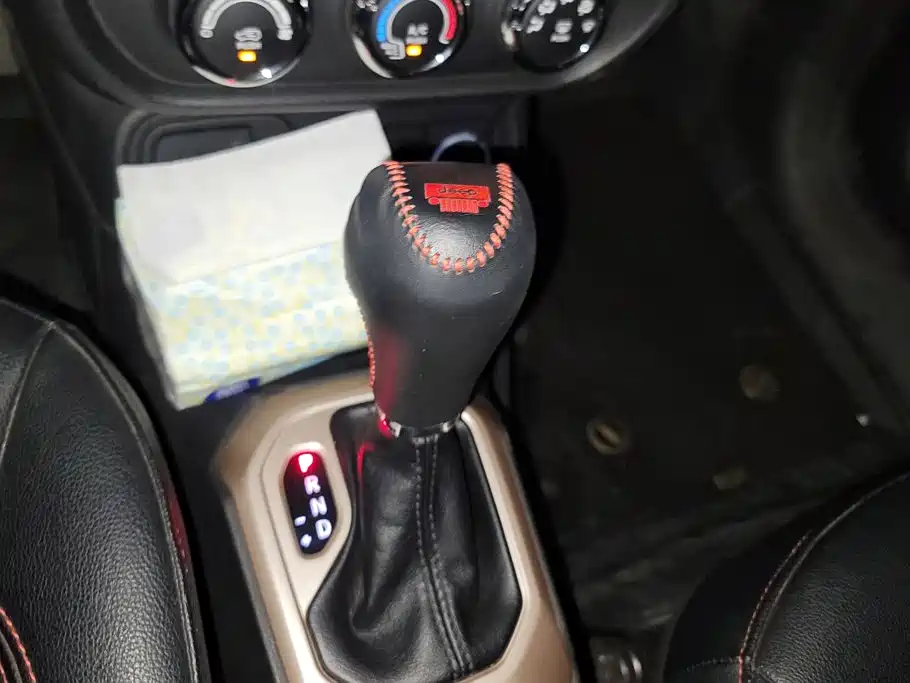 Jeep Renegade 2018 2017 180T Automatic High-Energy Edition