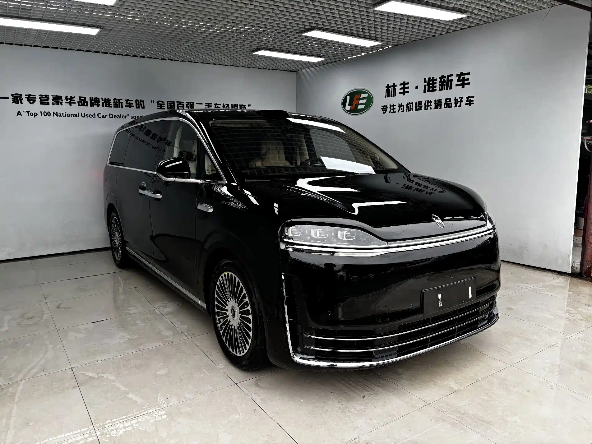 Фото 4 - Zhijie Zunjie MPV