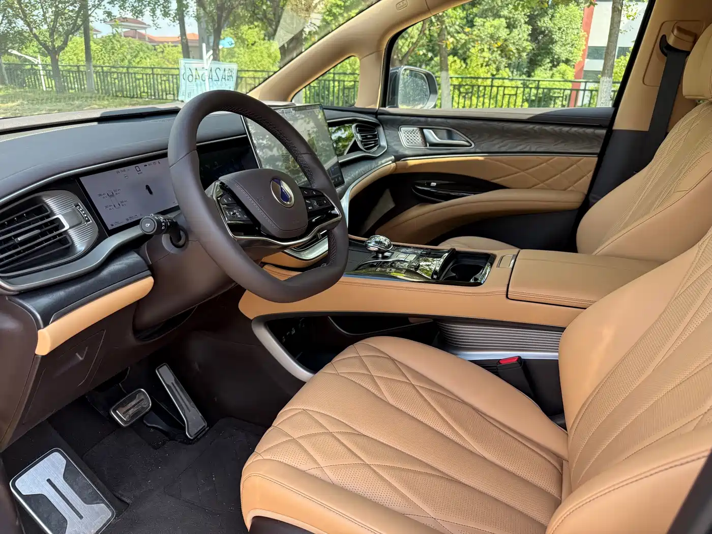 Denza D9 2026 2025 DM-i Smart Driving Edition 1020 AWD Flagship