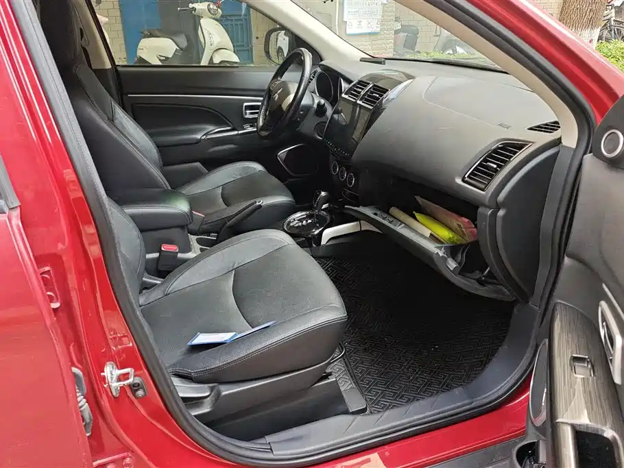 Mitsubishi ASX 2018 2.0L CVT 2WD Premium фото 8