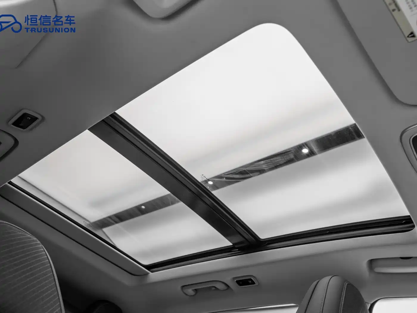 Lynk & Co 01 2019 2.0T 2WD Shine Pro Version China VI фото 20