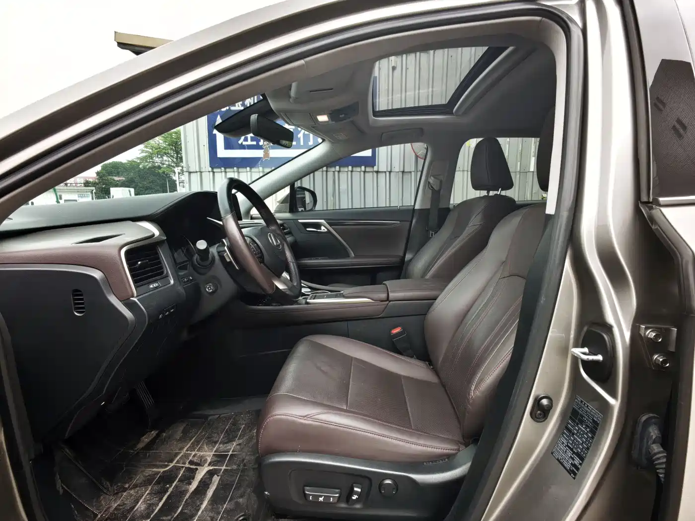 Lexus RX 2020 Facelift 300 2WD Comfort Edition фото 9