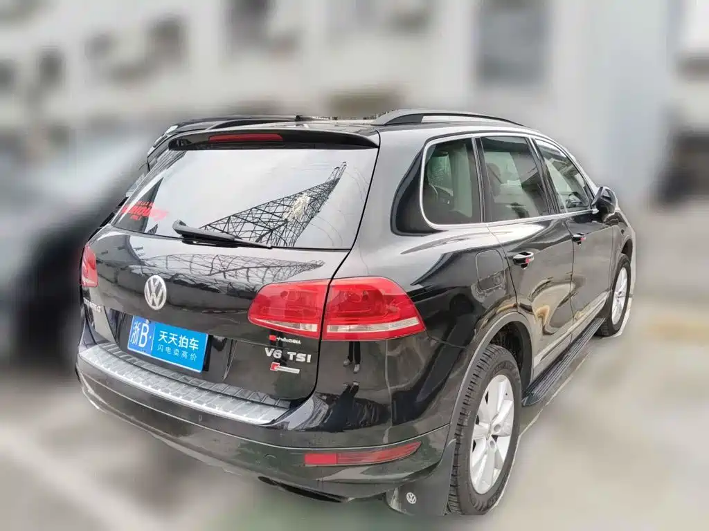 Volkswagen Touareg 2012 2011 3.0TSI Premium
