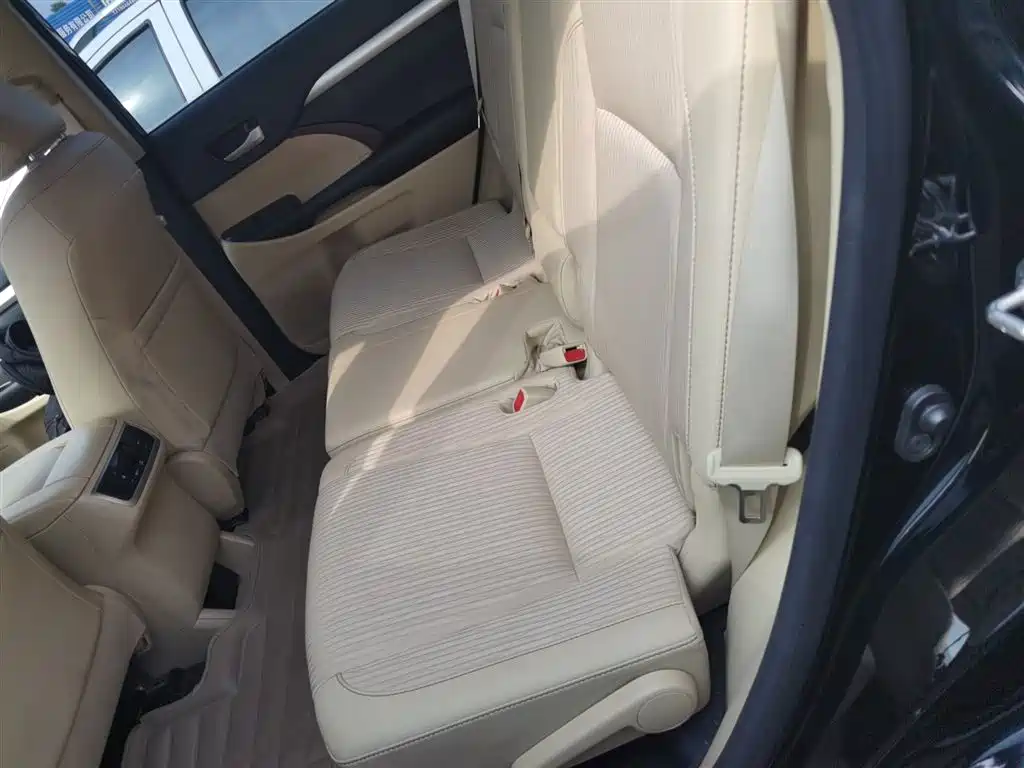 Toyota Highlander 2015 2.0T FWD Elite Edition 5-seater фото 17
