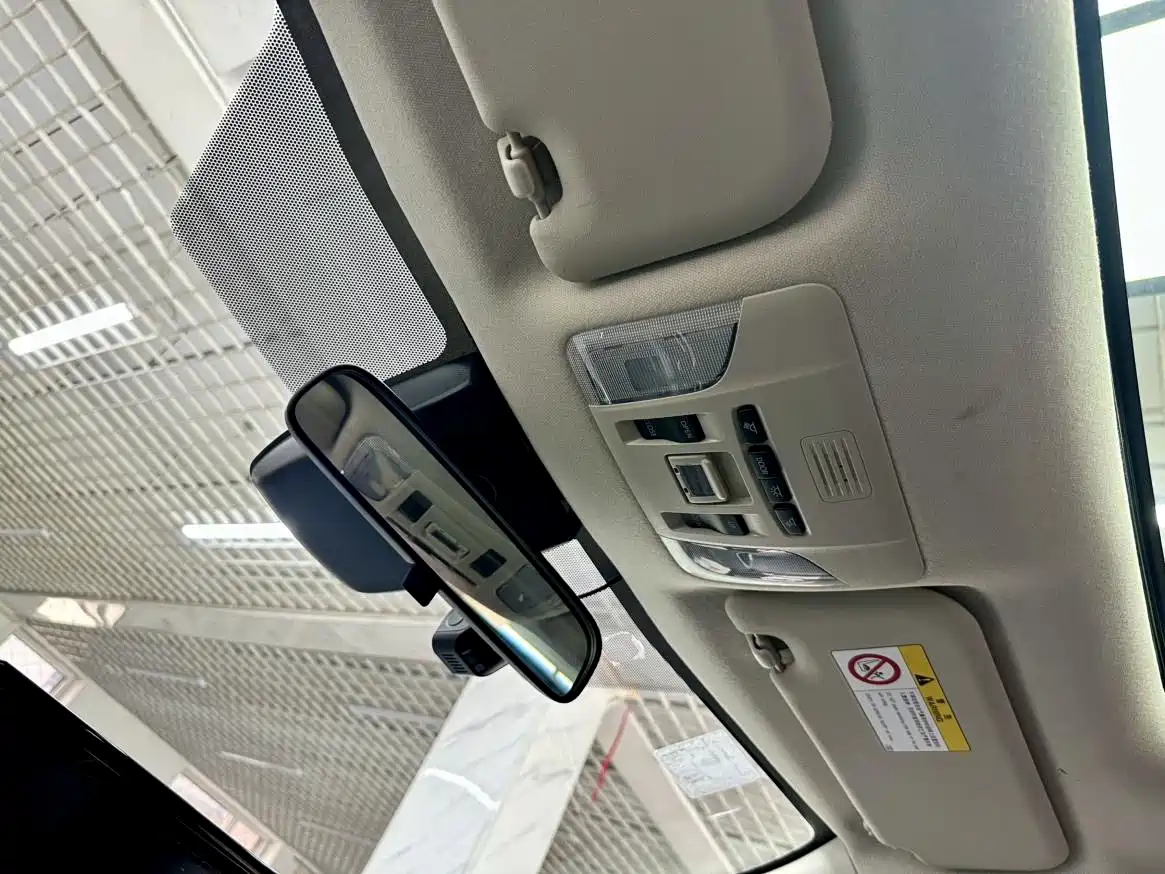 Toyota Corolla 2023 1.8L Smart Hybrid Dual Engine Pioneer Edition фото 13