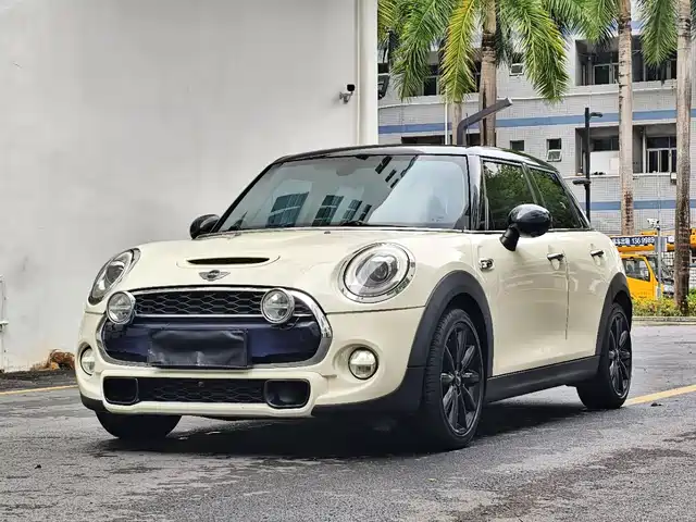 MINI 