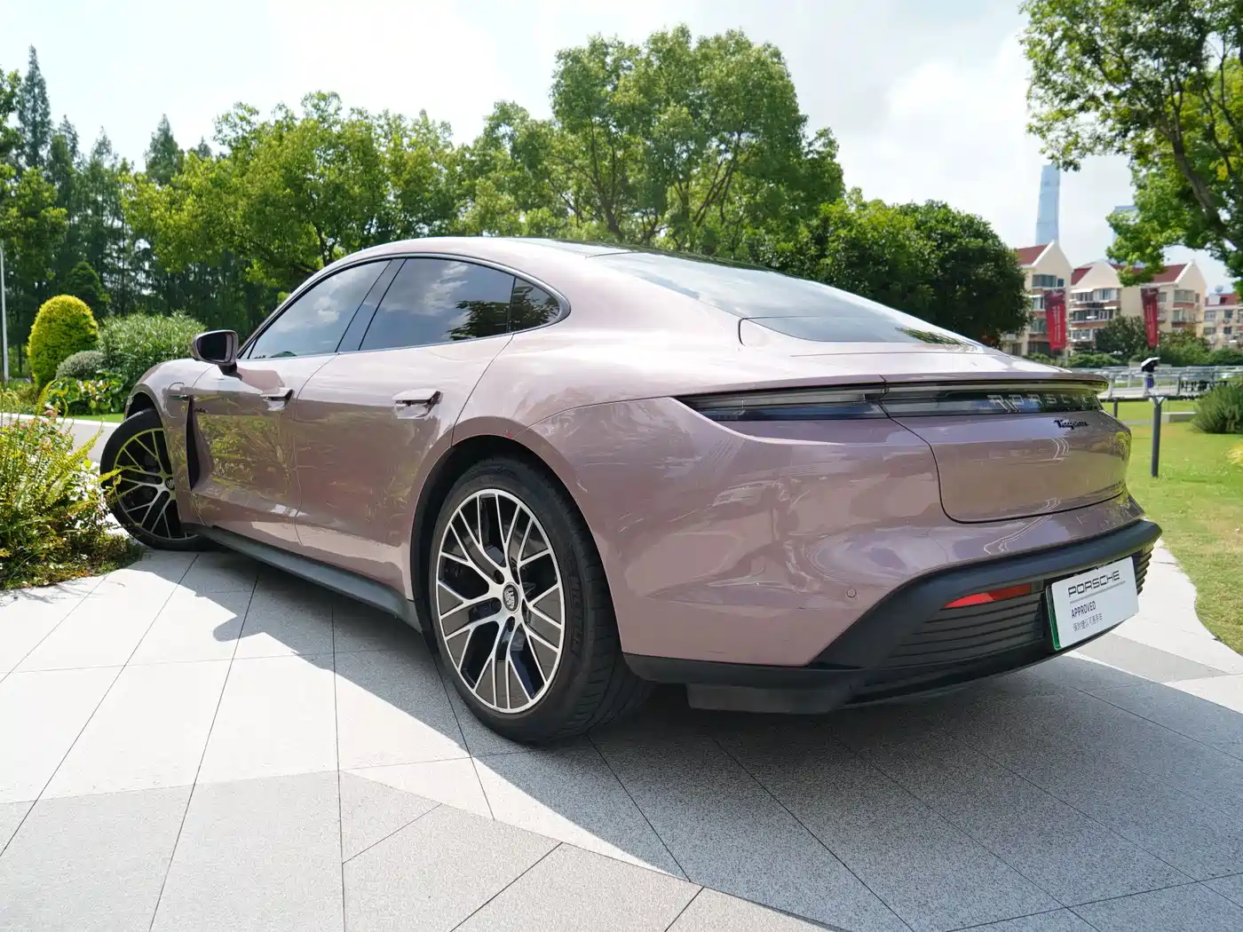 Porsche Taycan 2021 2020 Taycan