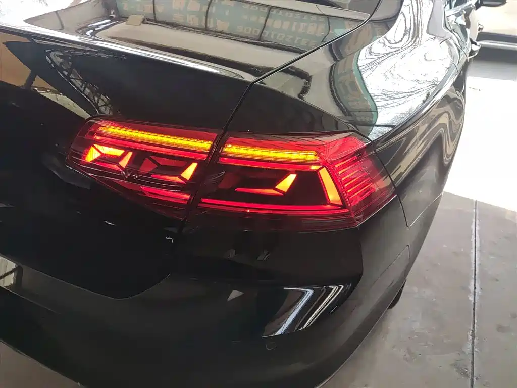Volkswagen Magotan 2020 330TSI DSG Luxury фото 24