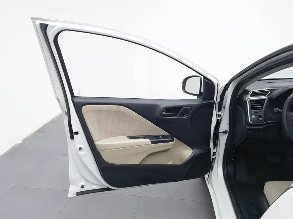 Honda Greiz 2017 2016 1.5L CVT Classic Edition
