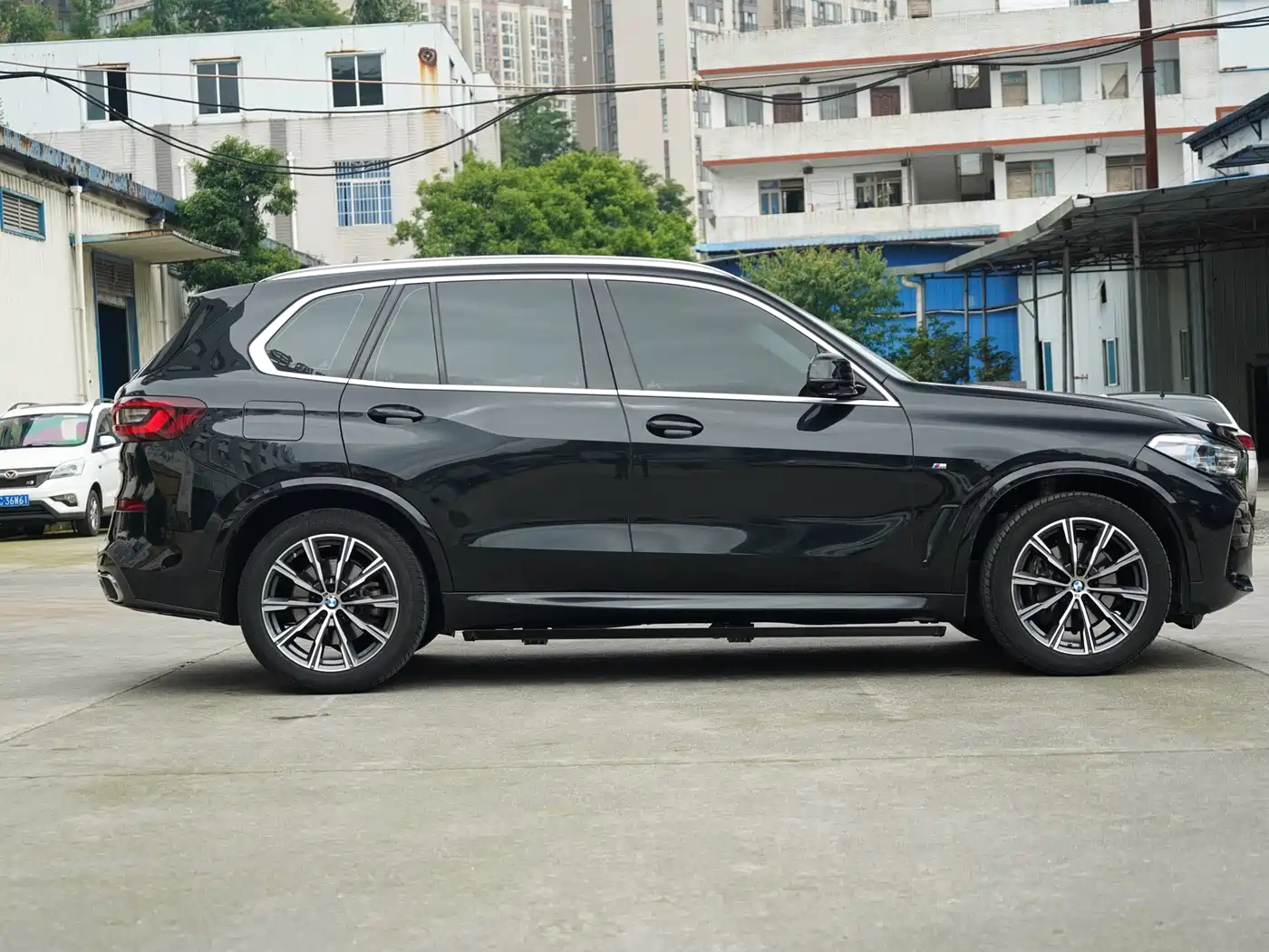 BMW X5 (Import) 2021 xDrive40i M Sport Package фото 18