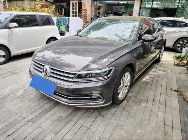 VOLKSWAGEN HUIANG
