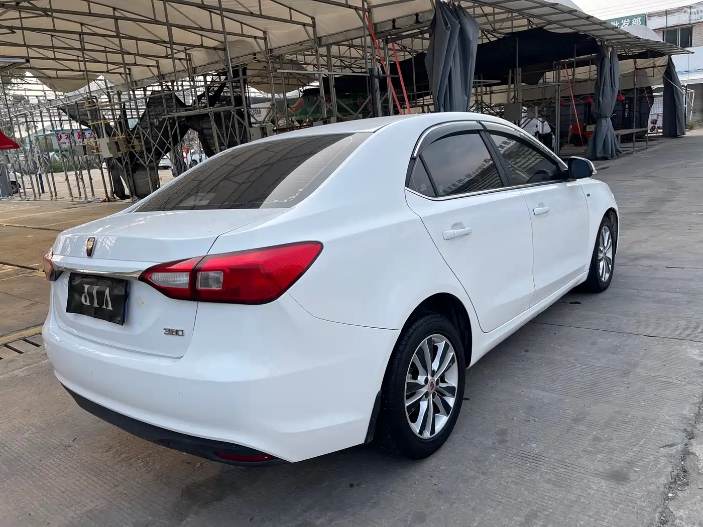 Roewe 360 2016 2015 1.5L Automatic Luxury