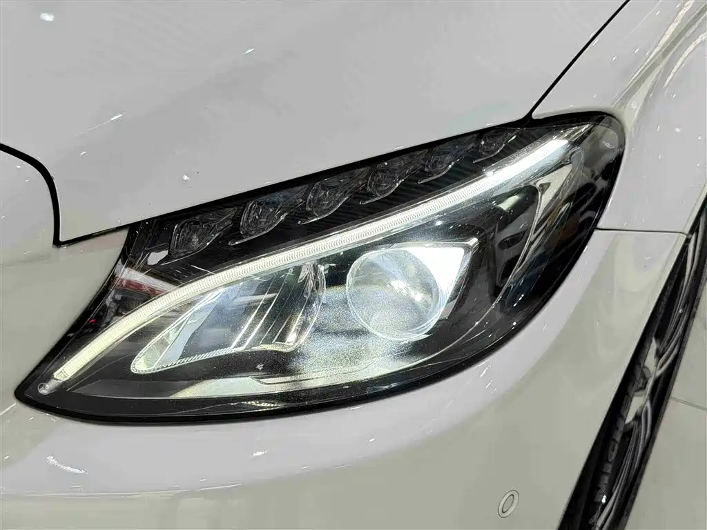 Mercedes-Benz C-Class 2017 Facelift C 200 Sport Edition фото 7