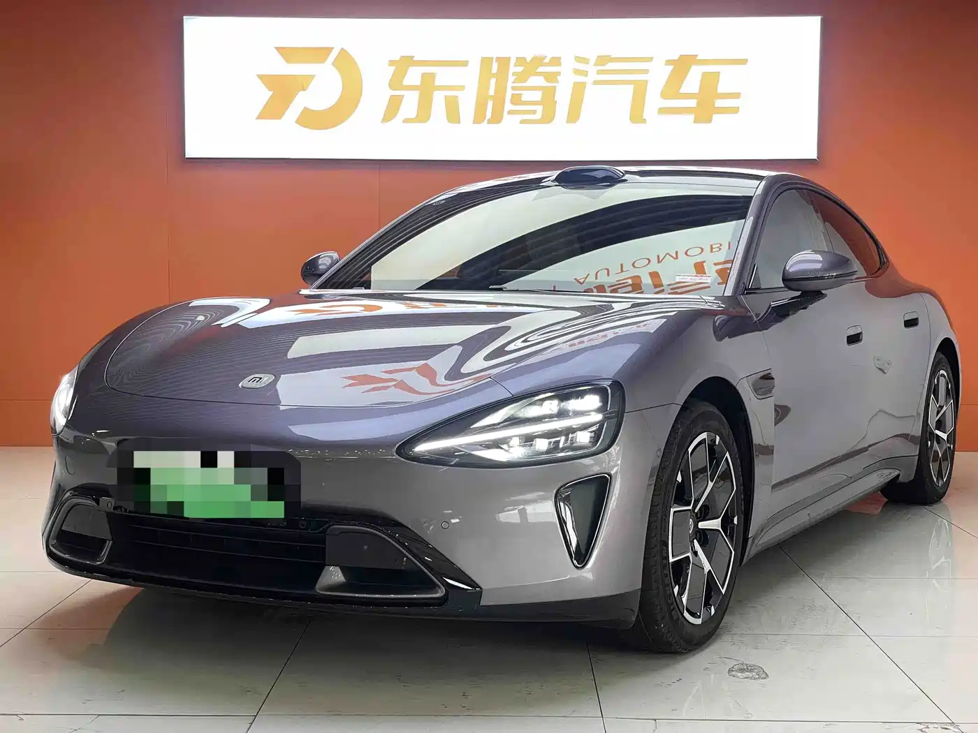 Xiaomi SU7 2024