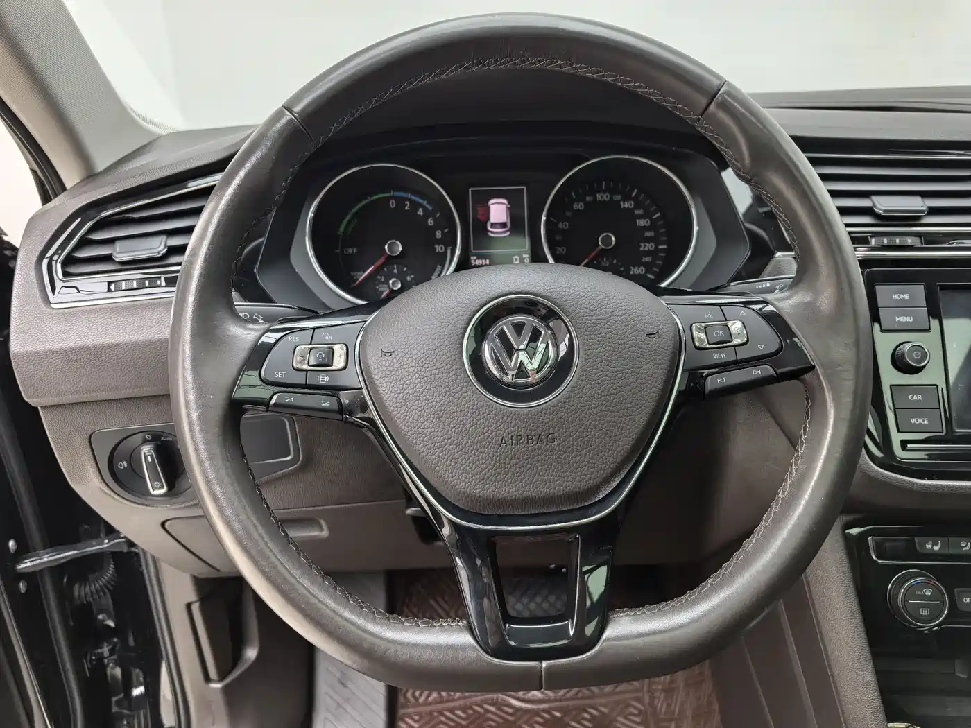 VOLKSWAGEN TIGUAN L NEW ENERGY