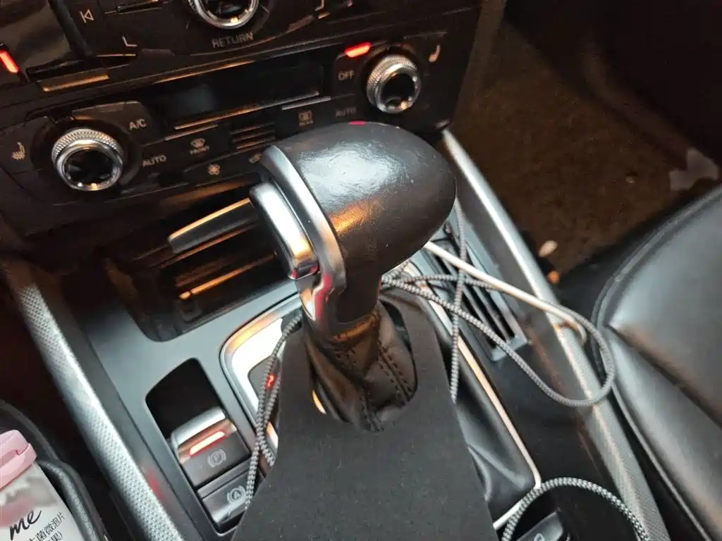Audi Q5 2015 40 TFSI Technology фото 7