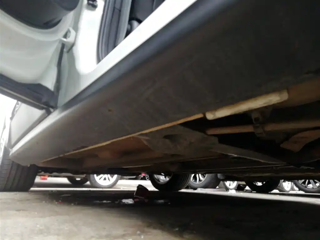 Peugeot 3008 2016 1.6THP Automatic Standard Edition фото 22