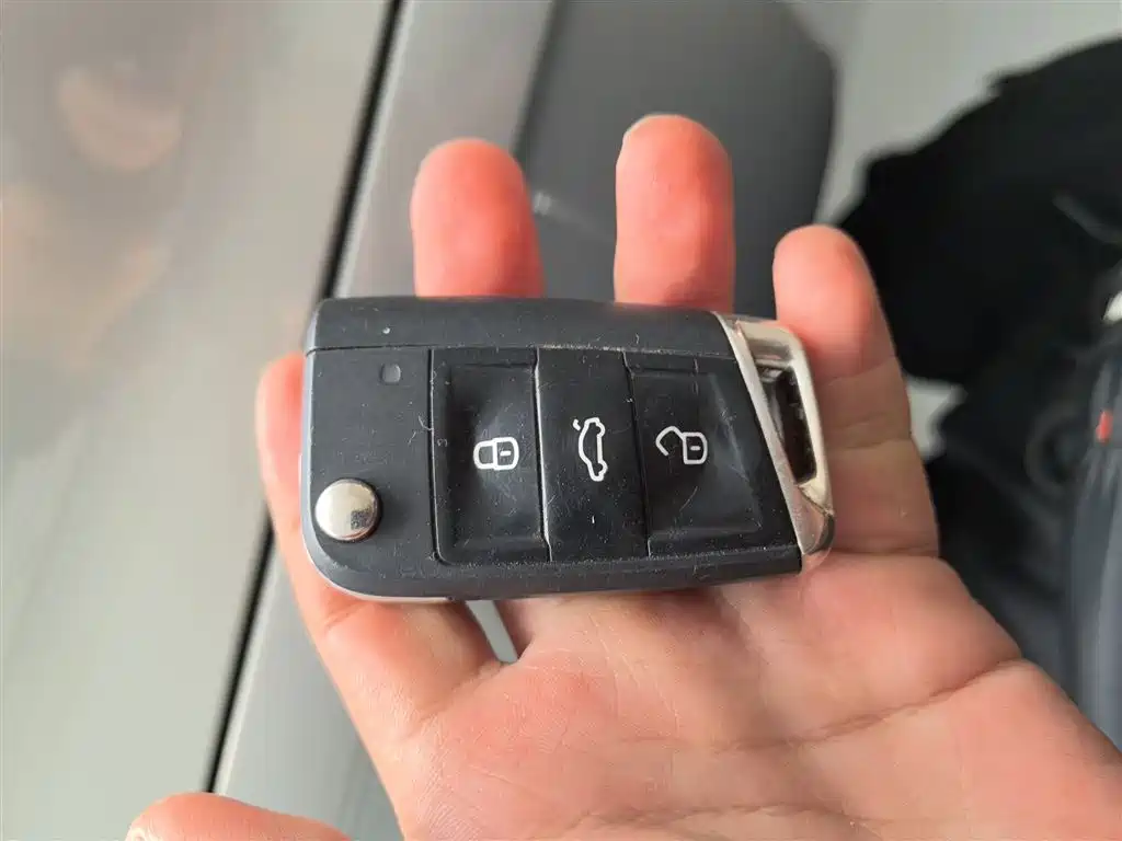 Volkswagen Tiguan L 2019 Facelift 330TSI Auto 2WD Panorama Comfort China VI фото 9