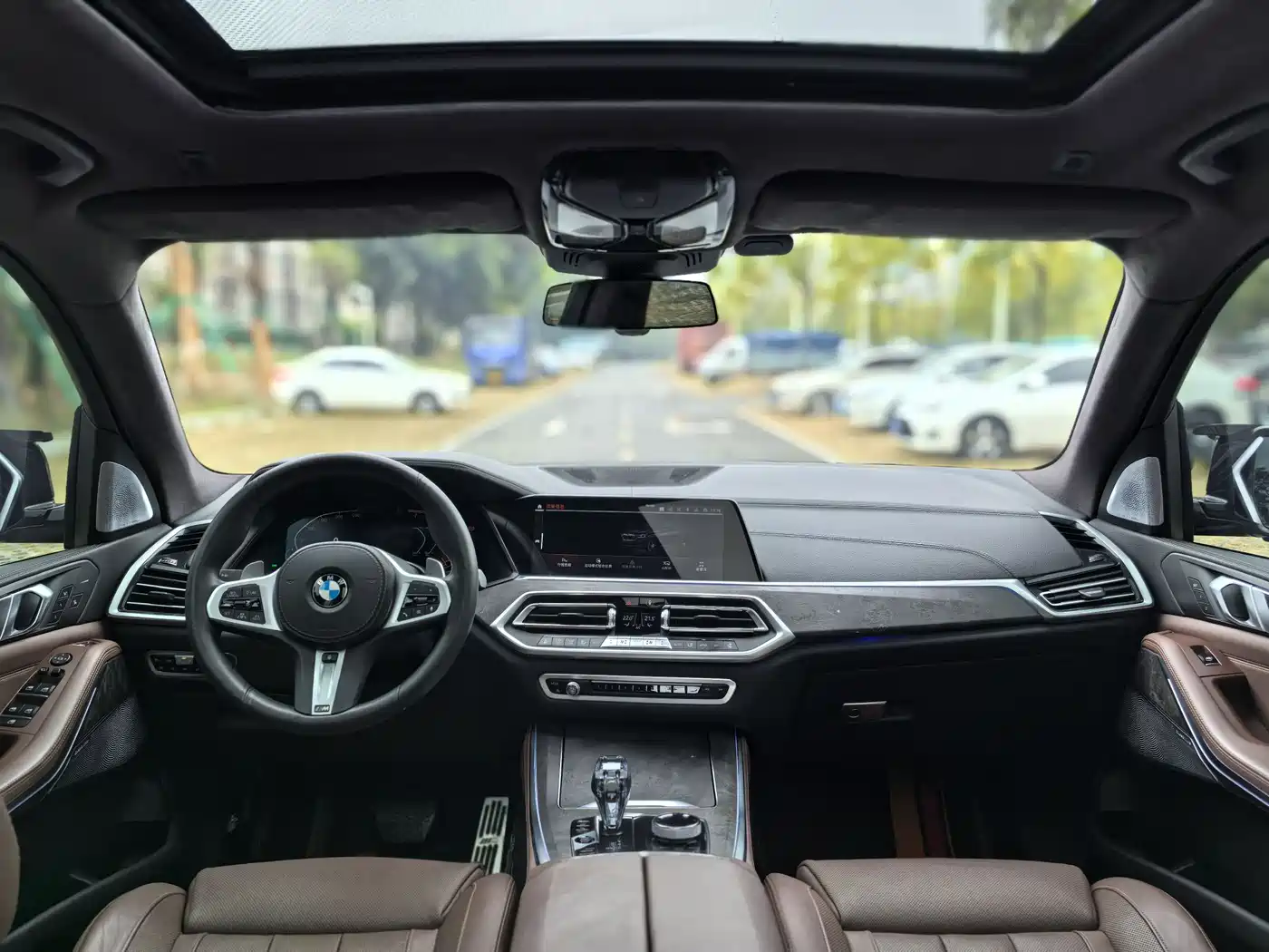 BMW X5 (Import) 2020 xDrive40i Premium M Sport Package фото 9