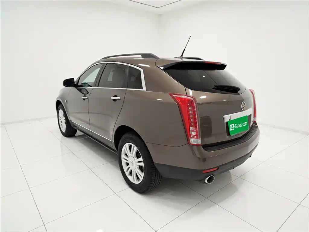 Cadillac SRX 2015 3.0L Comfort фото 5