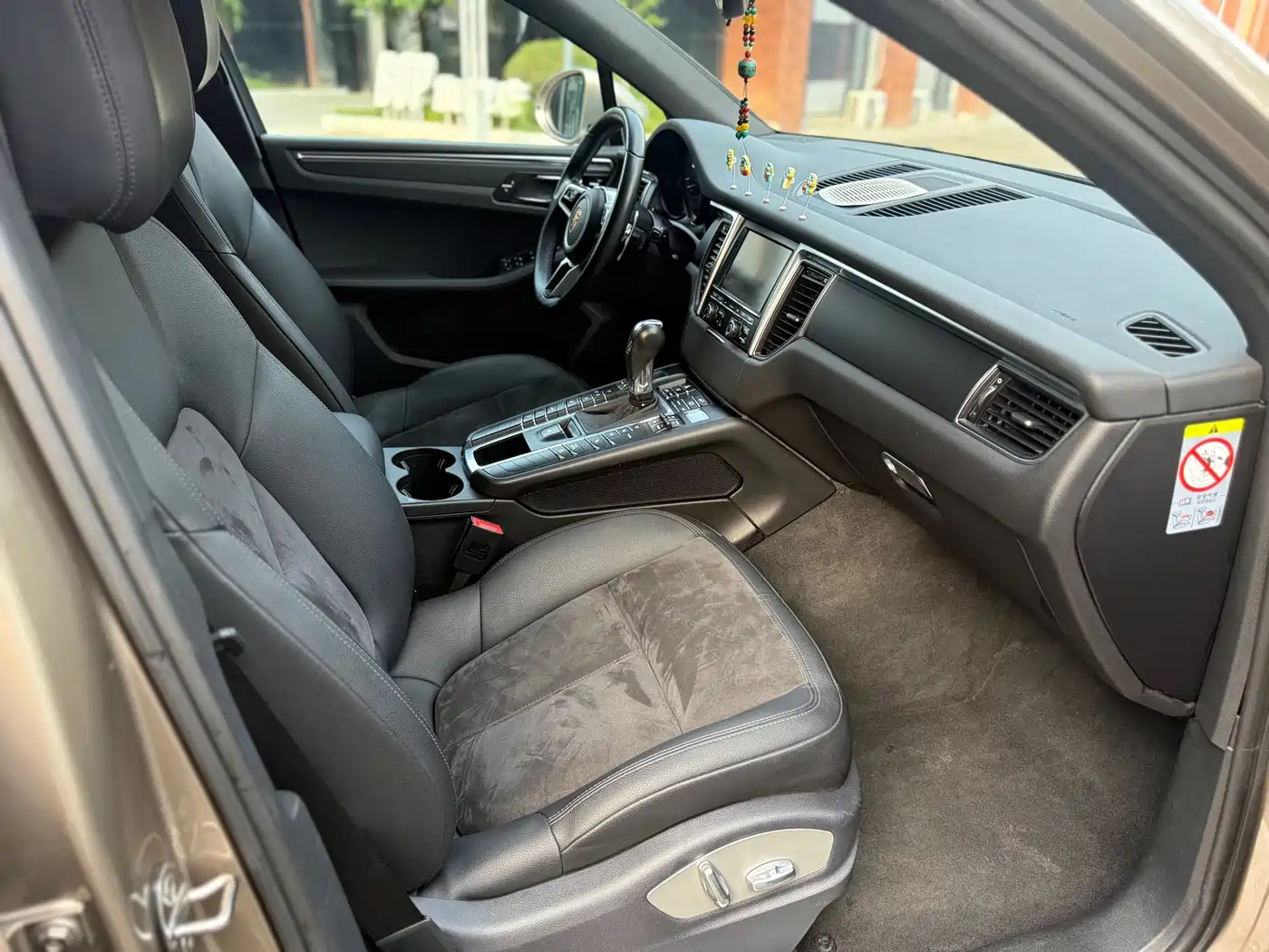 Porsche Macan 2014 Macan 2.0T фото 18