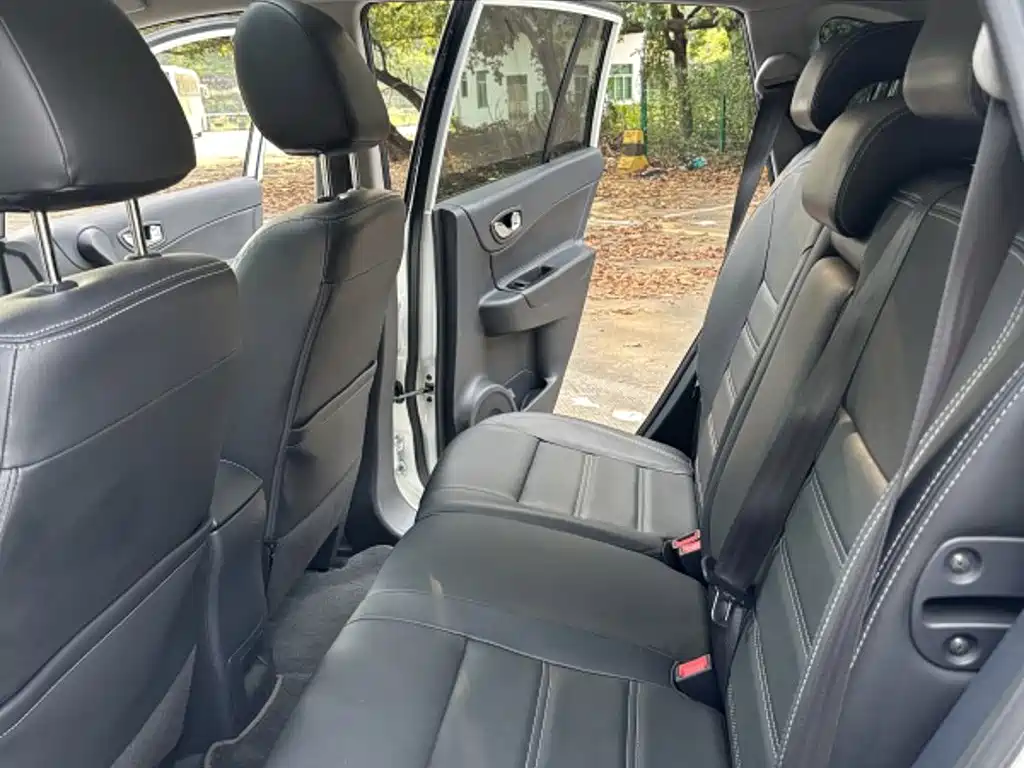 Renault Koleos (Import) 2014 2014 2.5L 2WD Comfort Edition
