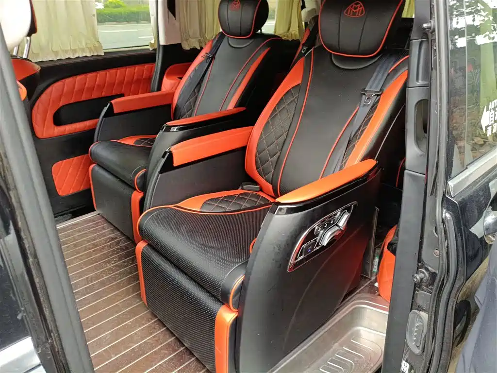 Mercedes-Benz Vito 2018 2.0T Business Edition China VI фото 13