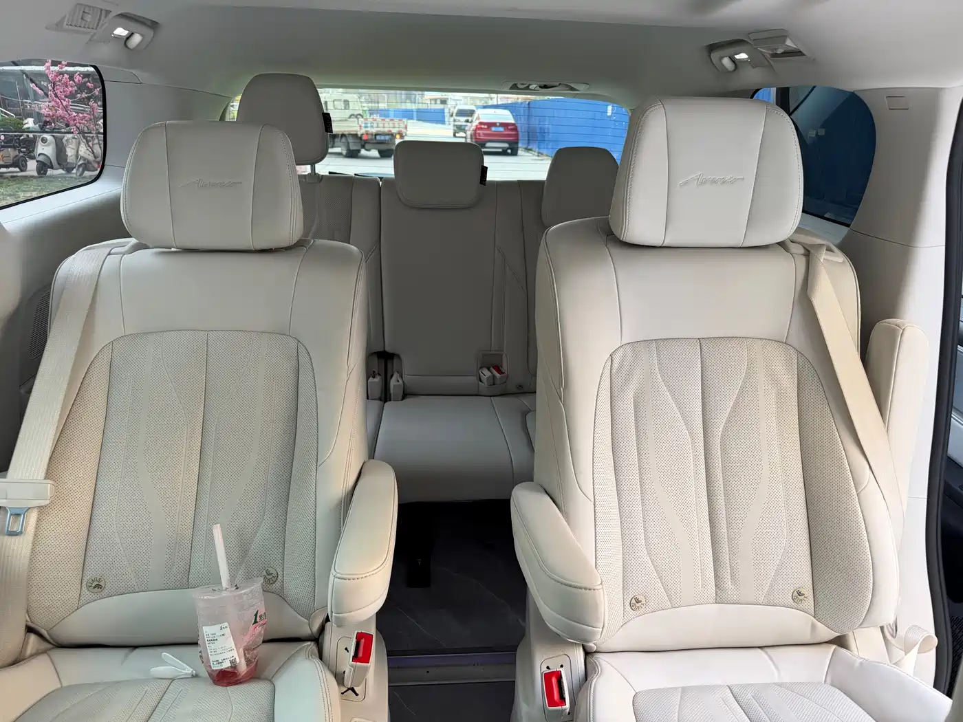 BUICK GL8 NEW ENERGY