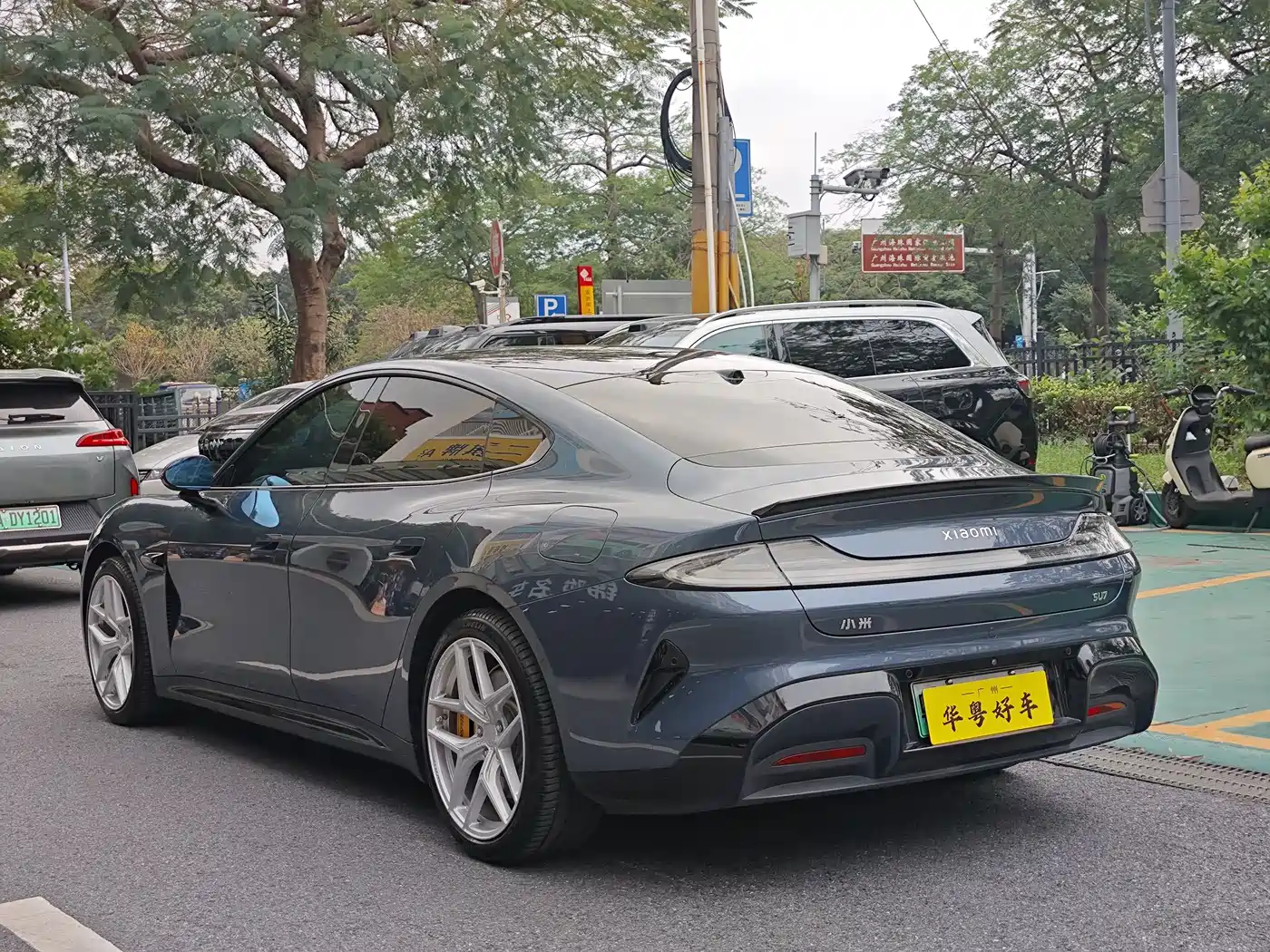 XIAOMI CAR XIAOMI SU7