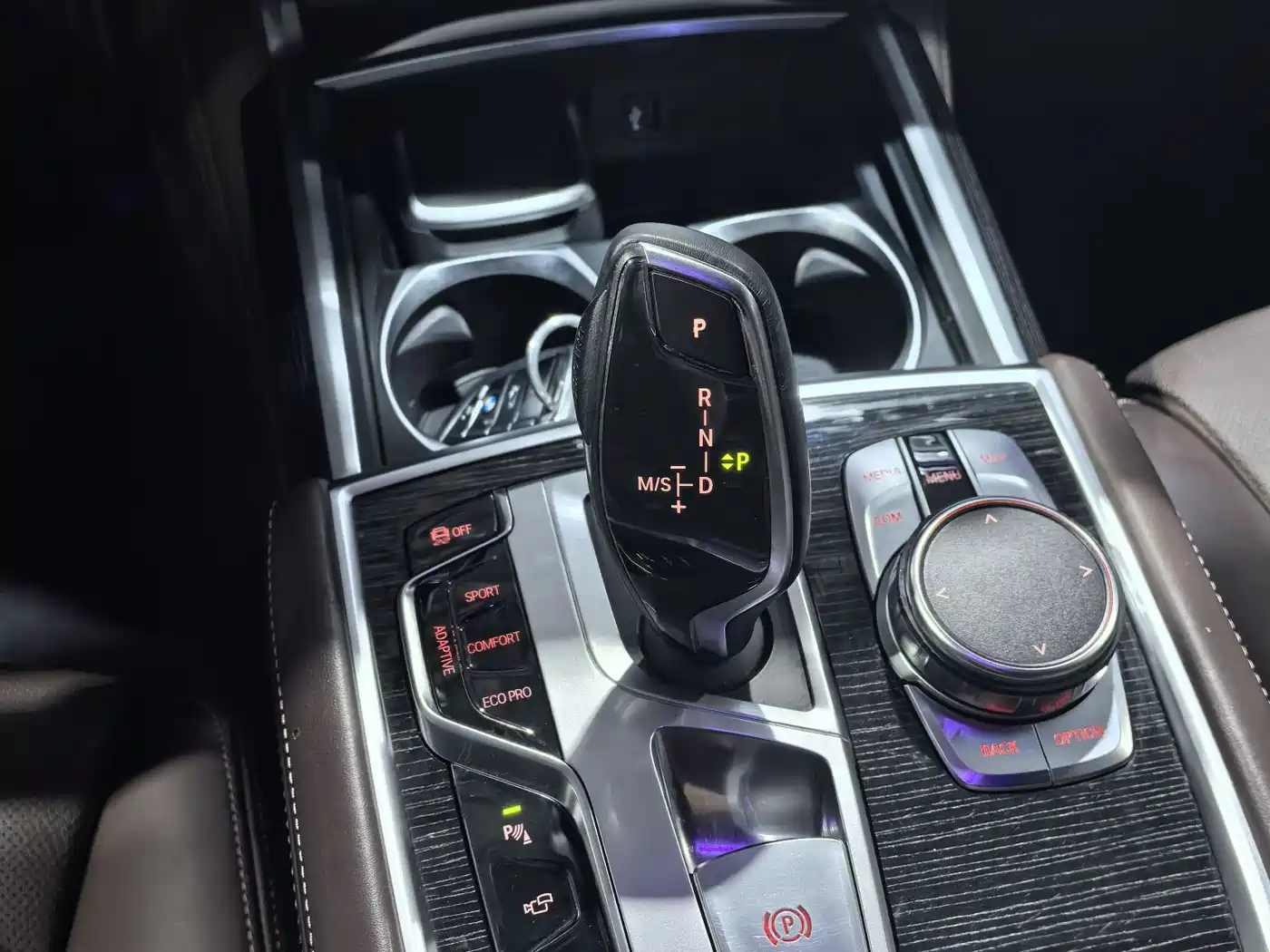 BMW 7 Series 2018 740Li Leading Type M Sport Package фото 9