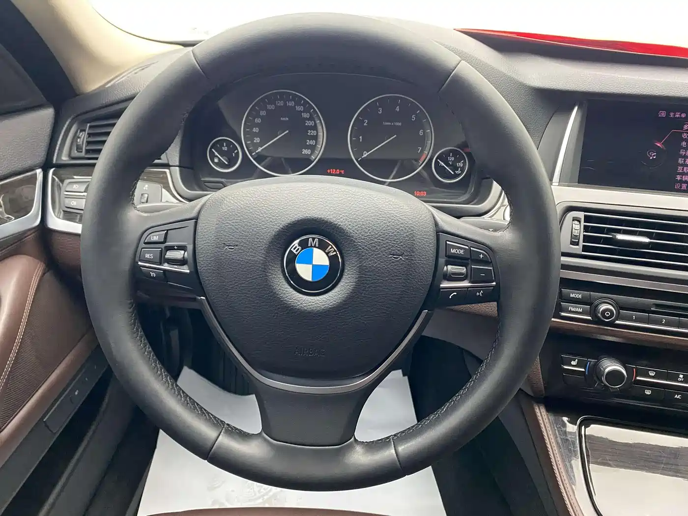 BMW 5 Series 2014 525Li Luxury Design Package фото 23