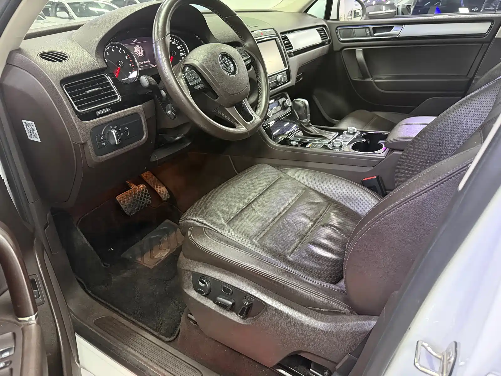 Фото 10 - Volkswagen Touareg