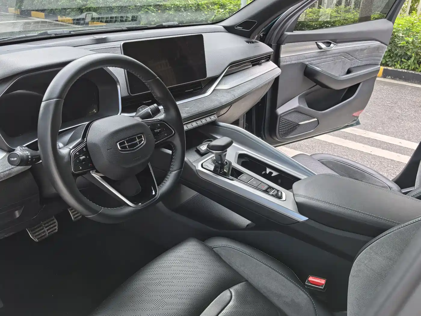 GEELY AUTOMOBILE XINGRUI