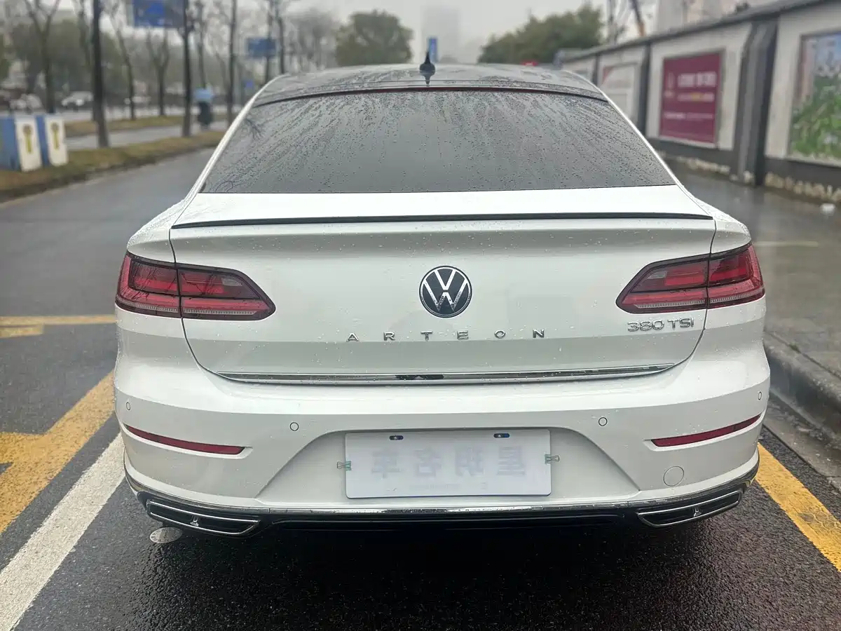 Volkswagen FAW-Volkswagen CC 2021 380TSI Eye-catching Edition фото 13