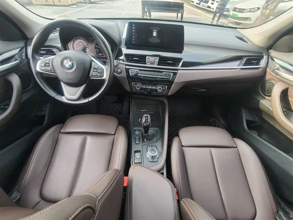 BMW X1 2020 sDrive25Li Leading Model фото 22