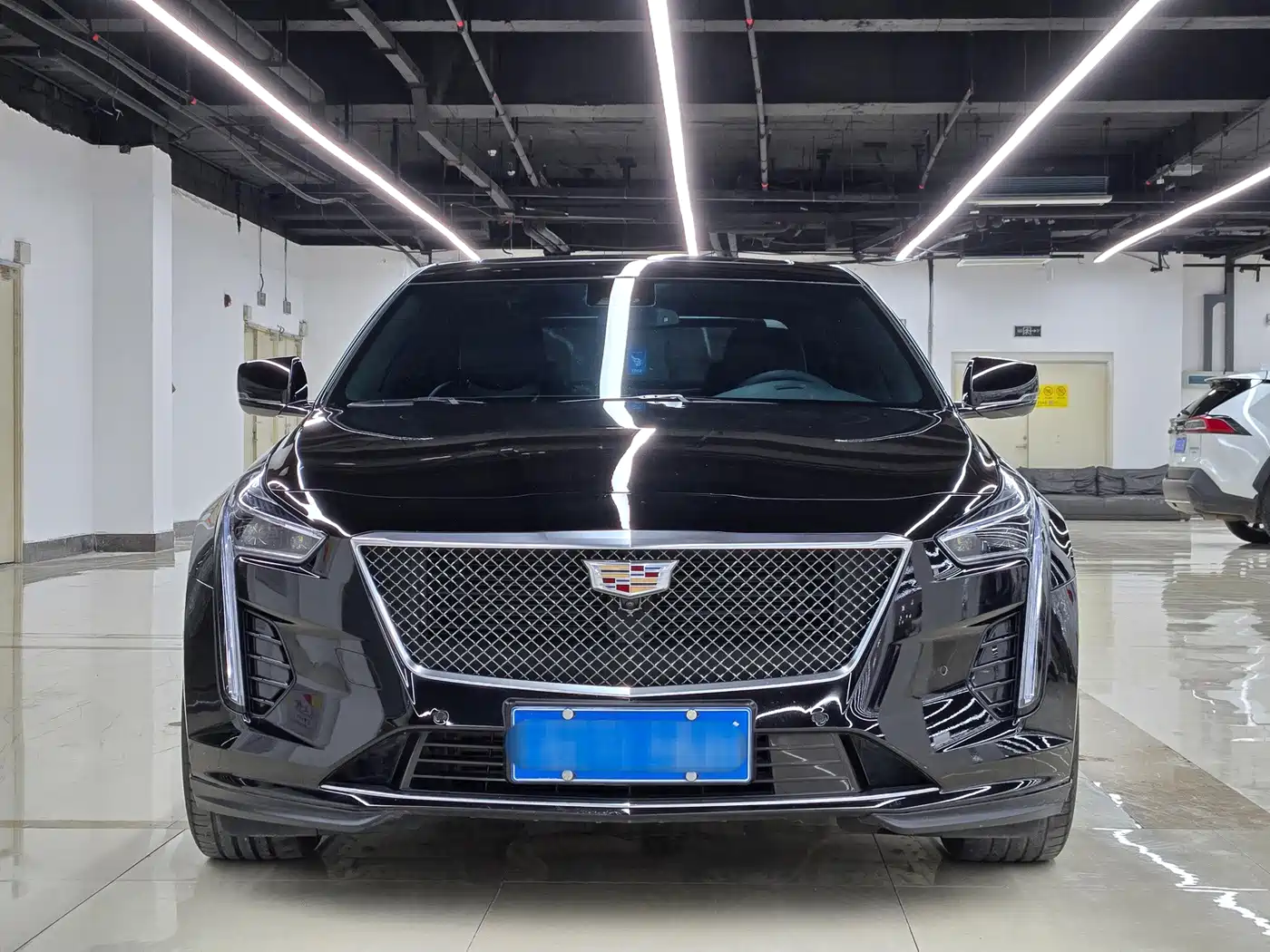 Фото 1 - Cadillac CT6