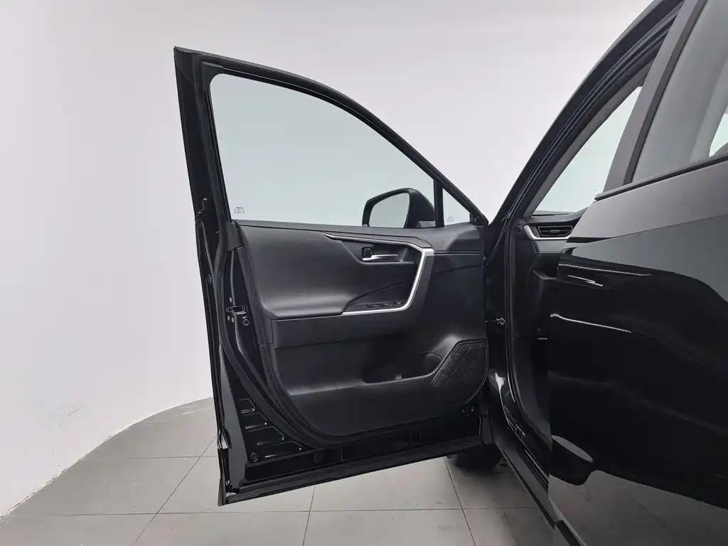 Toyota Wildlander 2021 2021 Hybrid 2.5L E-CVT AWD Luxury Edition