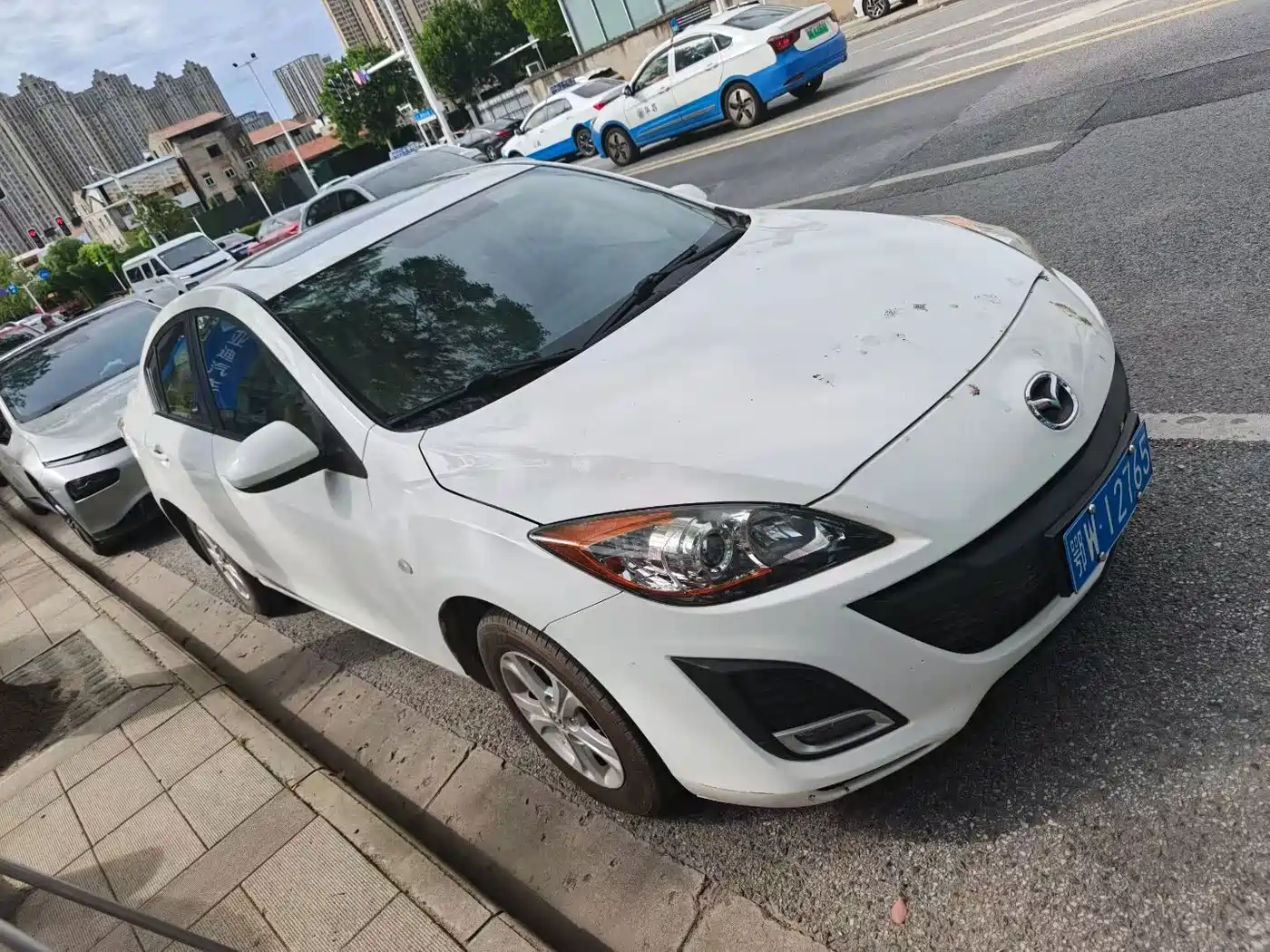 Mazda Mazda3 Axela 2013 2013 Sedan 1.6L Automatic Elite