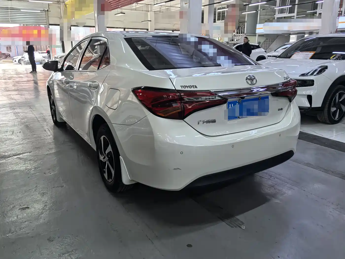 Toyota Levin 2017 Facelift 185T CVT Elite (China V) фото 4