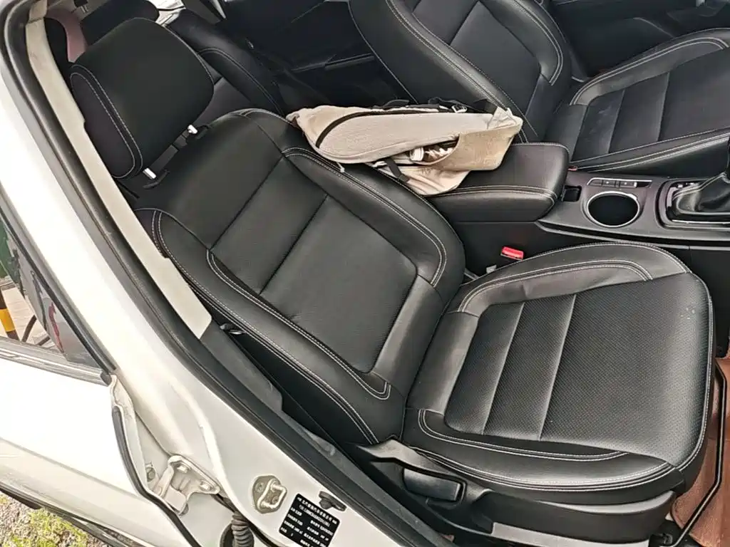 Photo 25 - BAIC Huansu S6