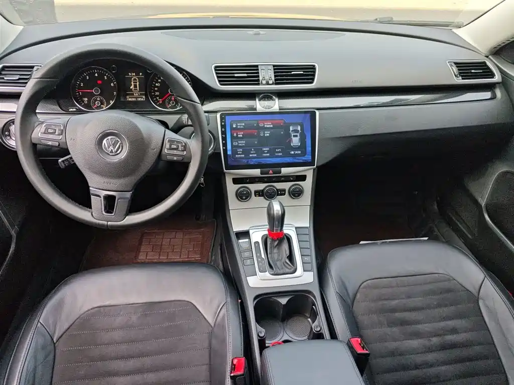 Volkswagen Magotan 2015 1.8TSI Luxury фото 10