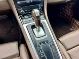 Photo 14 - Porsche 718
