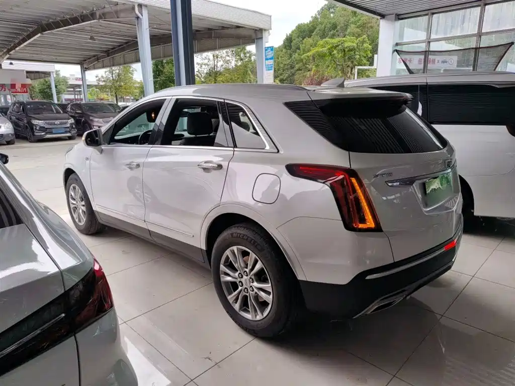Cadillac XT5 2021 2.0T 2WD Luxury Edition фото 21